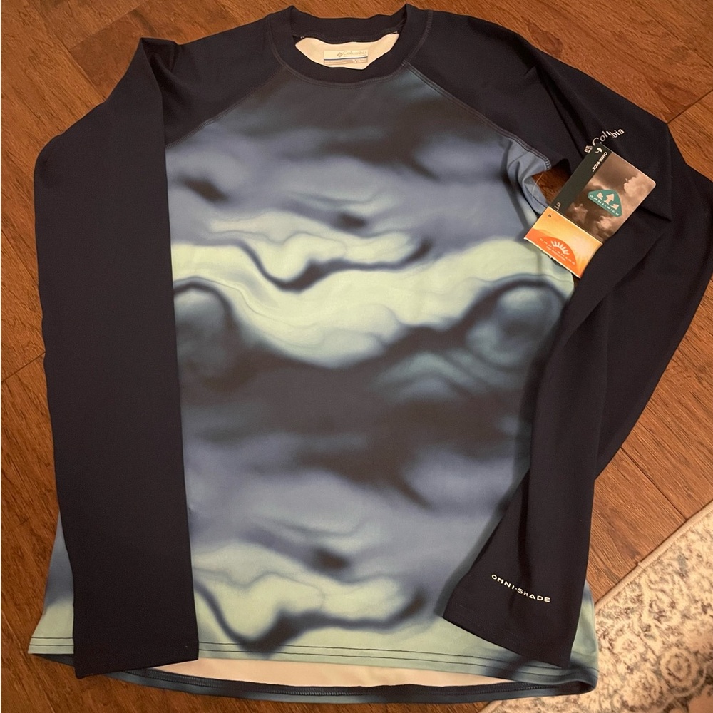 Columbia Boy’s Omni-Shade/Omni-Wick Rashguard- NWT
